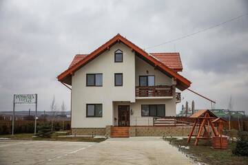 Фотографии Фермерские дома Pensiunea Lucian г. Bălţaţi (Румыния) №1 Фото Фермерские дома Pensiunea Lucian г. Bălţaţi 1